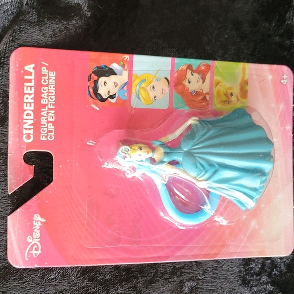 🆕️ Disney Princess Figural Bag clip/ Figurines Set of 4 - Picture 2 of 9